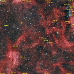 DWB111-PropellerNebula-VdB 131-VdB132-Grid DWB 111 Propeller Nebula, VdB 131, VdB132, Takahashi Epsilon 130, Imx571C, 260min, L-Extreme 620min, iOptron HAE43, Gahberg 20260808 - 0815