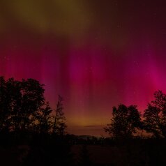 2024-05-11_00-44-14_19c_15.00s_0152_ISO640 Polarlicht in Pichl am 11.05.2024 00:44 MEZ