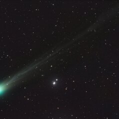 20251001-C2025A6-Lemmon C/2025 A6 (Lemmon), ASA N10 DSPro 2600m L10x60s, ASK8/f3 Nexus DSPro 2600C 7x100s ASA DDM85, Gahberg 20251001 UTC 03:13Angaben von Skychart:KometC/2025 A6...