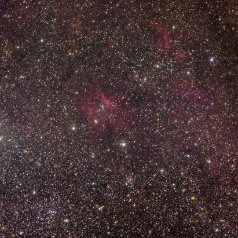 Sh2-135-Widefield Sh2-135 in Cepheus Esprit 80/400 Canon EOS 1100D 62x8min 496min Gahberg 20150813 - 0913